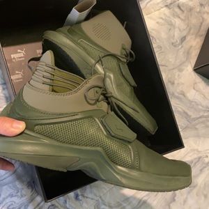 Fenty hi top trainers